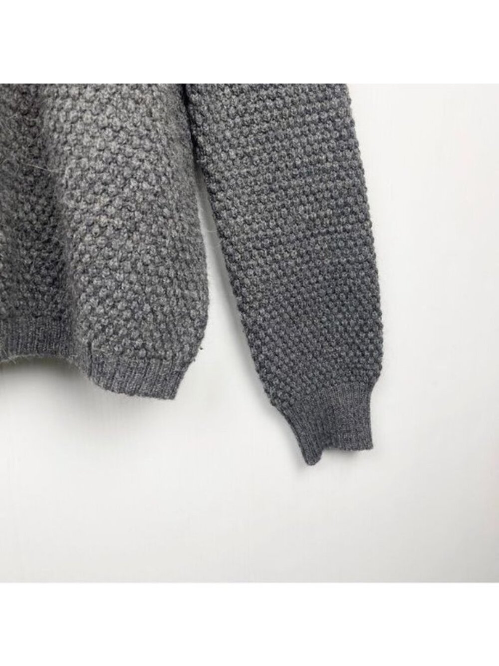 ALI GOLDEN MERINO AND ALPACA MOCK TURTLENECK GREY SWEATER SMALL - Picture 3 of 6